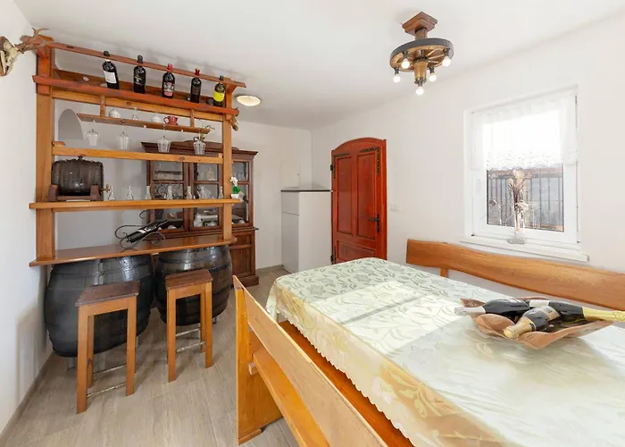 Appartement Zidanica Med Trtami *