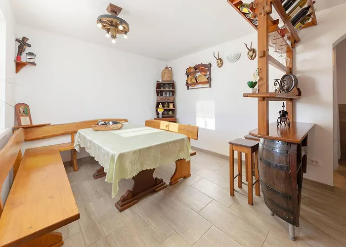 Appartement Zidanica Med Trtami *